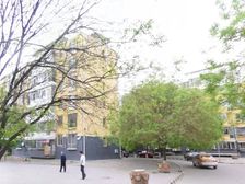 此房满五,顶楼,彩光好,安静,适合陪读学生居住。