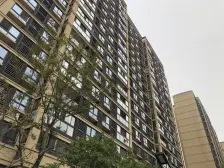 飞机户型大三房,诚意出售,已改四房