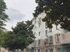 装修好,可以拎包入住,视野开阔