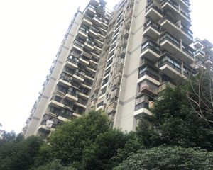 东立国际广场2室1厅西南