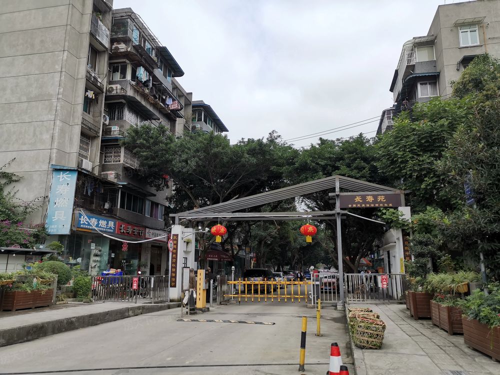 小区相关图