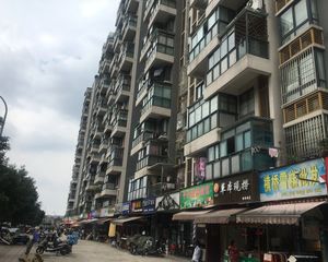 华宇阳光四季3室2厅东南
