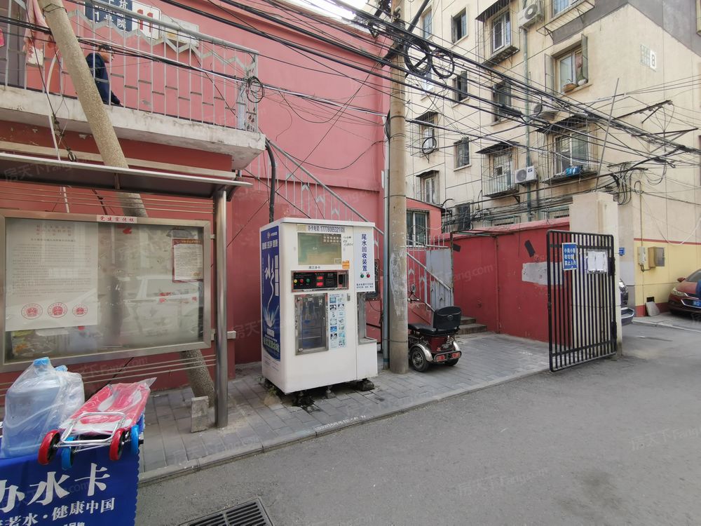 小区相关图