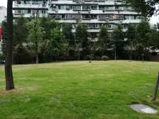 九公里轻轨站旁装修新楼龄新都和广场旁生活配套完善