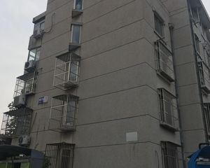燕化星城健德三里一层精装修两居室,推荐房源