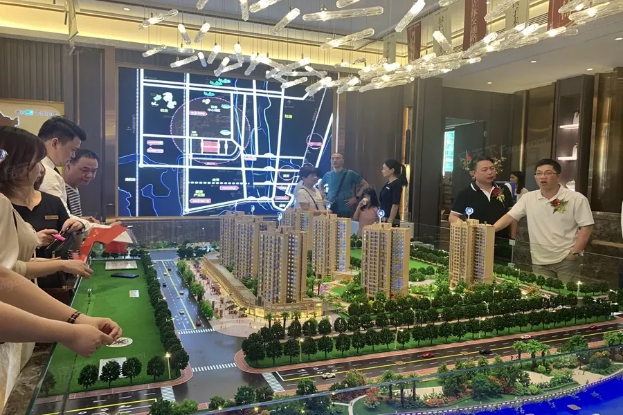 沙盘图拖动图片可以查看其它楼栋信息