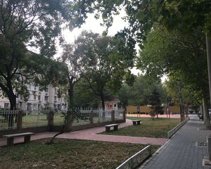 阎村 · 燕化星城健德三里 · 2室 · 2厅上下两层南北