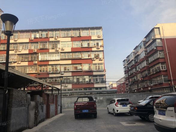 药批宿舍实景图