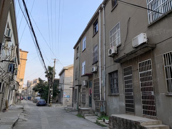 戴家村小区实景图