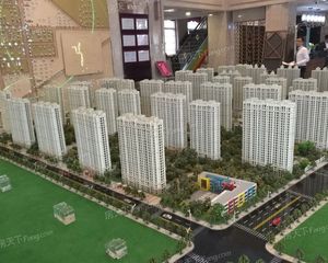 小区环境好,户型方正,配套齐全,生活方便,