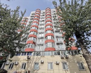 地铁口,带电梯,明厨明卫,配套齐全,带客厅
