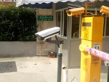 龙漕路地铁口+带装修+配套完善+业主诚意出售