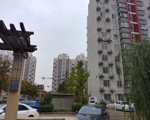 张家场小区3室1厅南北