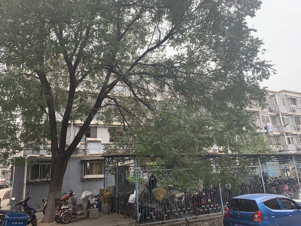 小区相关图