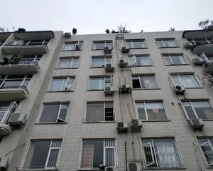 金城花园跃层社区3室2厅西南