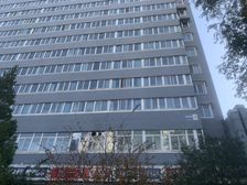 展览馆路东向一居室中间楼层精装修
