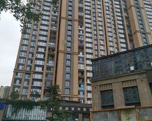 建发中央鹭洲4室1厅东南
