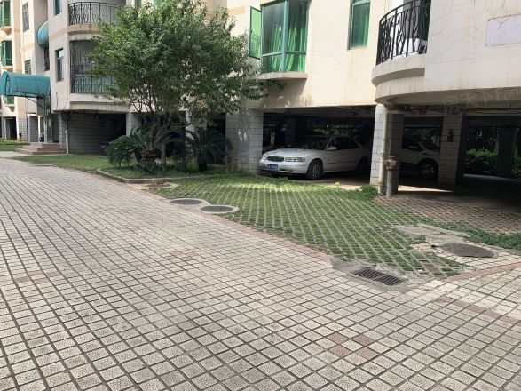宝海高级公寓实景图