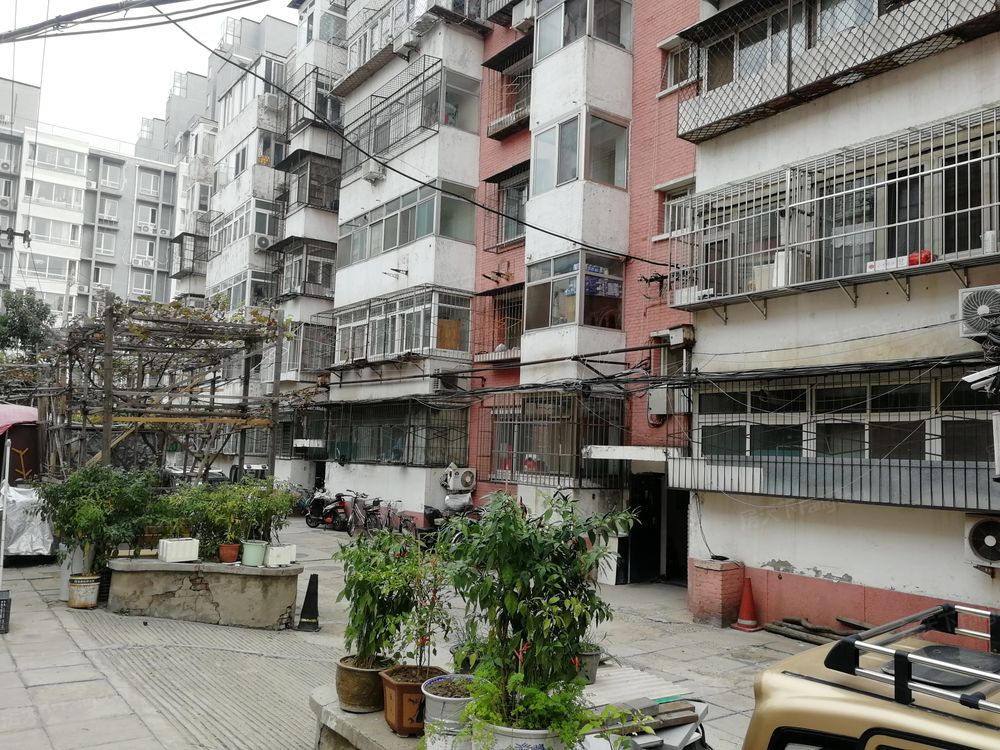 小区相关图