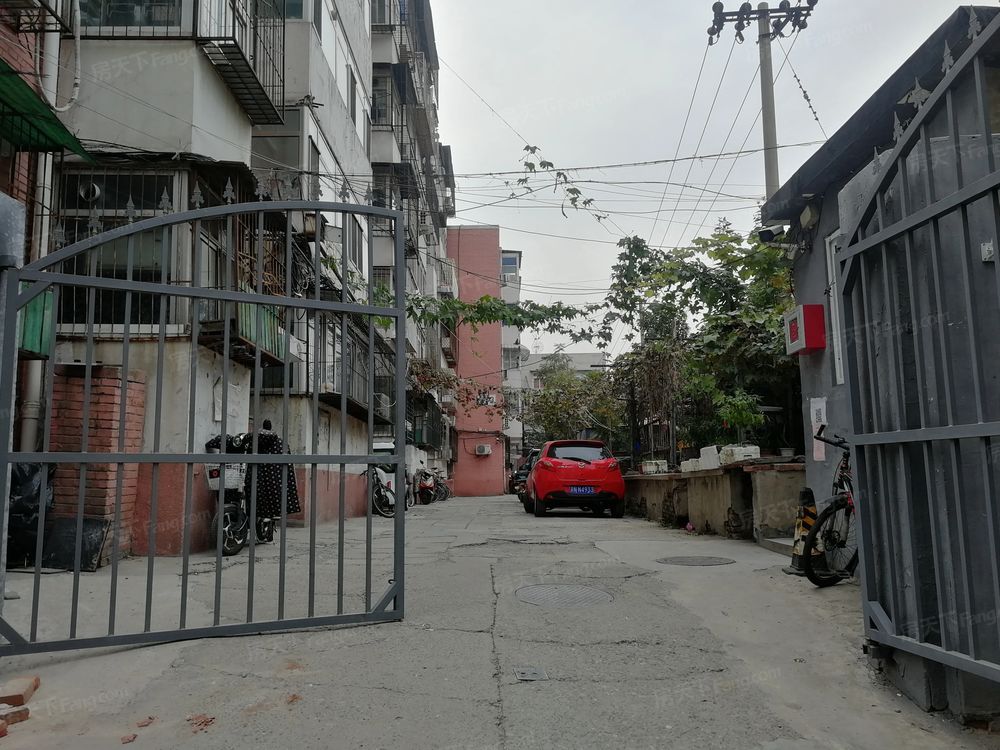 小区相关图