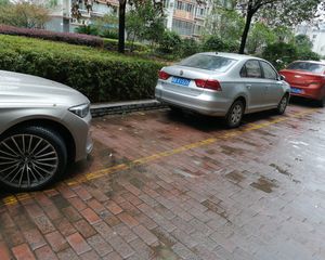 景江雅苑2室2厅南