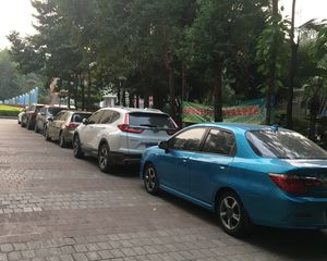房子保养很好,无遮挡通风采光好