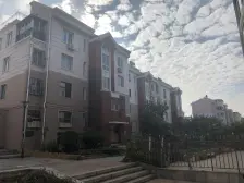 锦华北园 精装修 适合三代人居住 交通便利 封闭小区