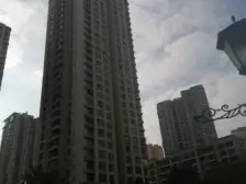 62颗买曼哈顿城中层精装三房,看上的朋友带刀来谈