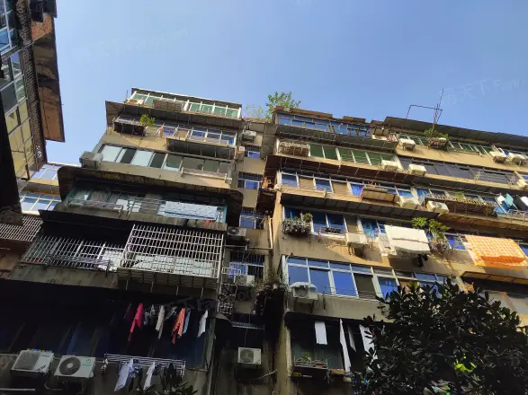 上营坊住宅楼实景图