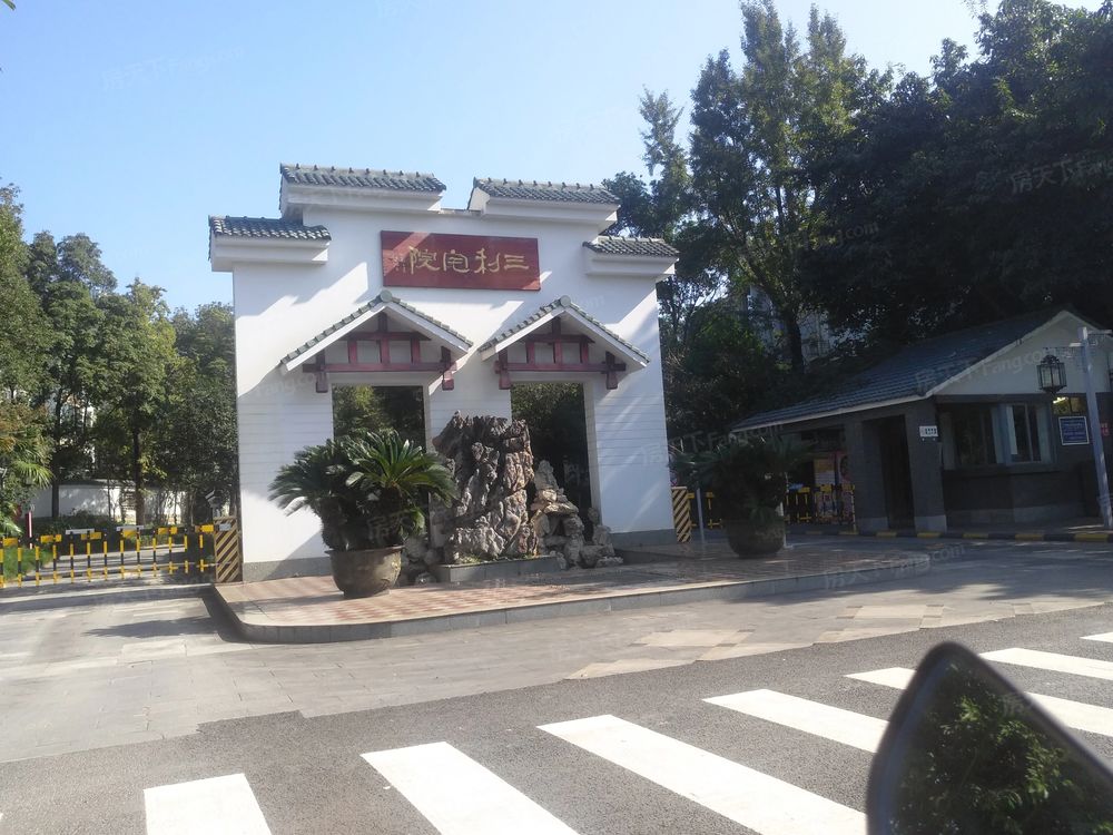 小区相关图