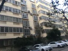 北龙湖畔,南北通透两居室,看房子方便,采光无遮挡