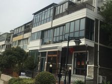 启秀星河城一复二临河景观位置带院子好房诚意出售!