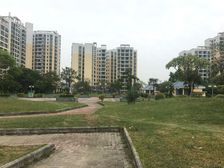 动车站旁,电梯1房1厅,户型方正,采光好,