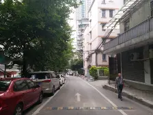 先烈中路81号大院 3室2厅 南 北