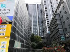 金府国际3室1厅东南