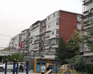 烟厂宿舍2室1厅南