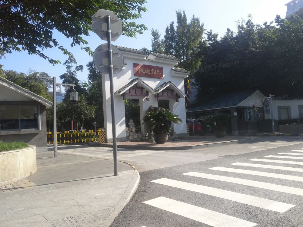 小区相关图