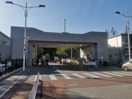 西苑医院,101附近,西苑颐东苑 机关大院内三居室,空房子出租