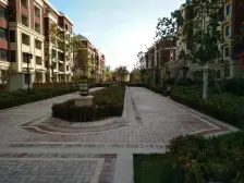 中冶沁海云墅联排别墅,纯地上4层,花园50平