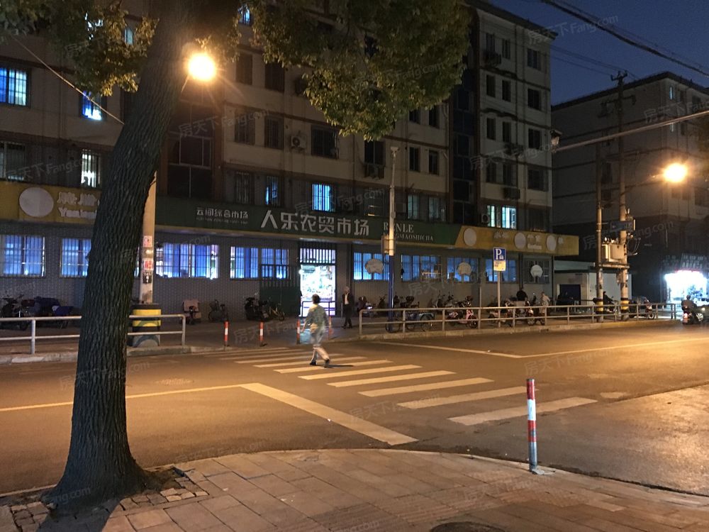 小区相关图
