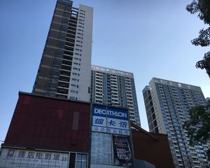 九鼎国际住宅四房,中间楼层,得房率高,地段好!