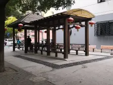一楼带院,南面无遮挡,采光充足,户型方正,看房随时