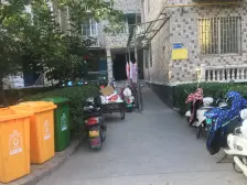 首付12万三环内地铁口,17层小高层,户型不错,采光佳