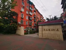 宜山路691 一房 楼层好 位置佳 看房方便 诚售