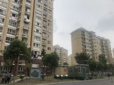 一手动迁税费低,房型很正气没有浪费空间