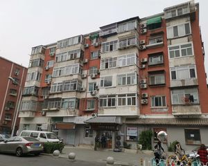 芳草地北巷2室1厅东