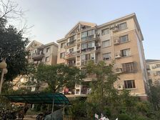 银兆公寓毛胚房送格楼近地铁