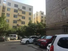 温馨三室 中间楼层 采光好 视野开阔