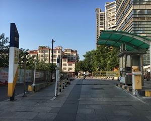 九鼎国际城装修保养好近地铁带租出售