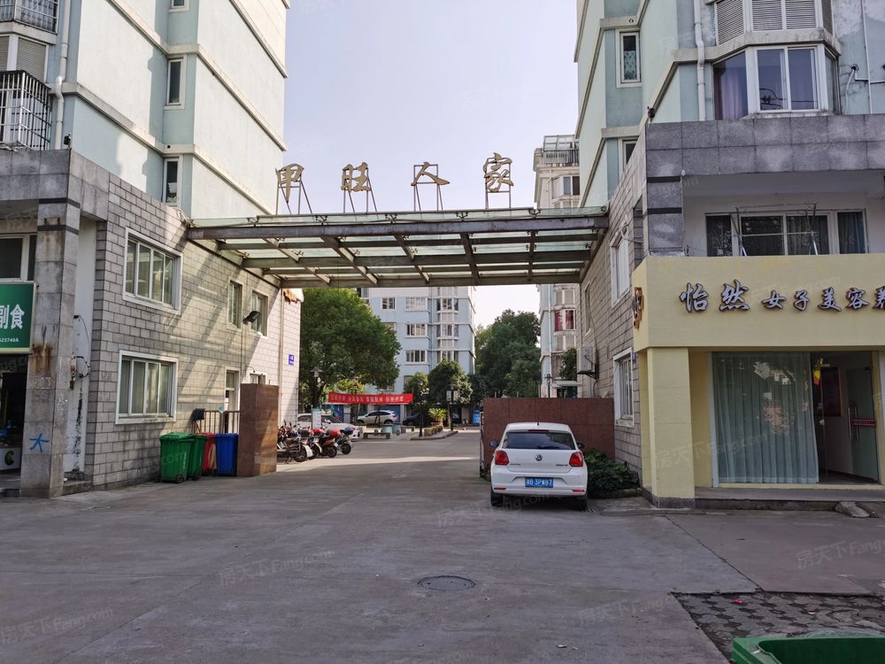 小区相关图